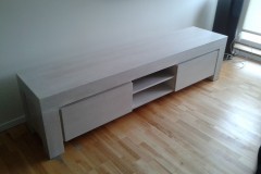 Komoda RTV, biała bejca